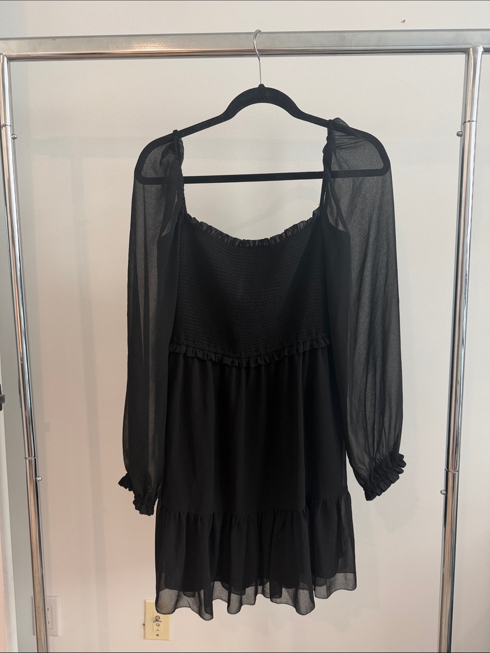 Aritzia Women's Black Sheer Sleeve Tiered Dress
